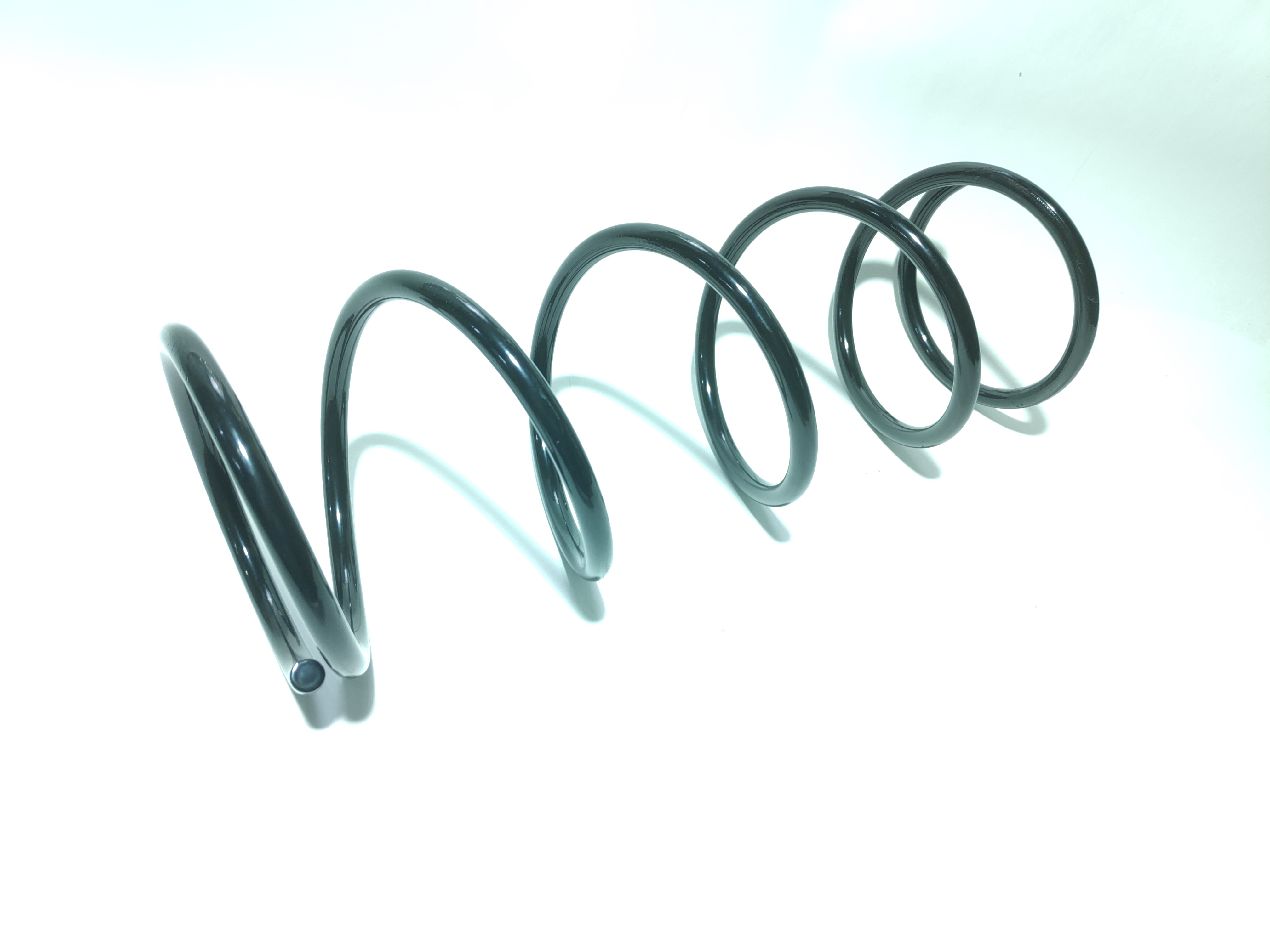 56016 Пружина подвески задняя Mazda 3 1,4  4 doors Мазда 2003 - 2009 BK