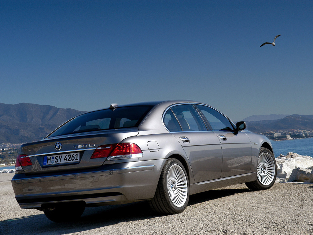 BMW отзывает автомобили для устранения проблем подвески